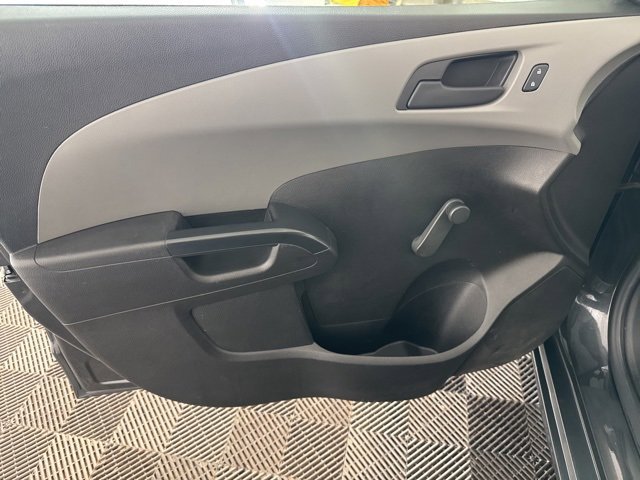 Used 2016 Chevrolet Sonic LS image 17
