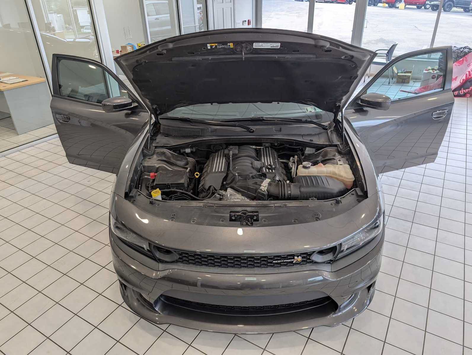 Used 2022 Dodge Charger Scat Pack RWD image 15
