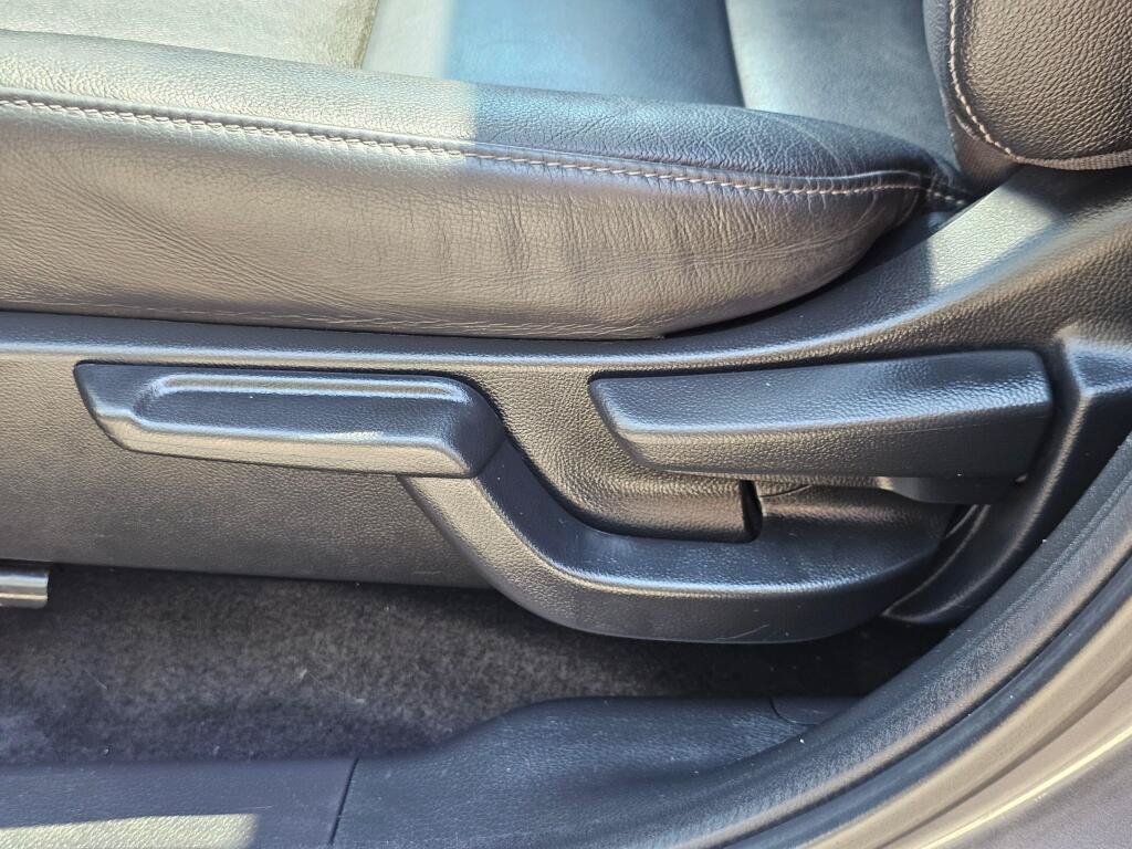 Used 2017 Honda HR-V EX-L image 24