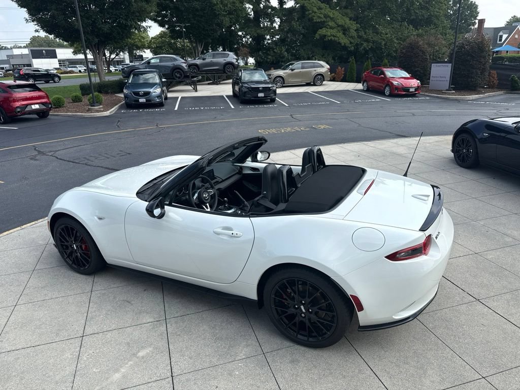 Certified 2022 MAZDA MX-5 Miata Club w/ Brembo/BBS Recaro Package RWD image 23