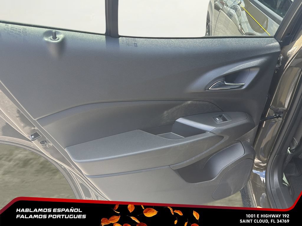 Used 2024 Chevrolet Trax LT w/ Driver Confidence Package FWD image 21