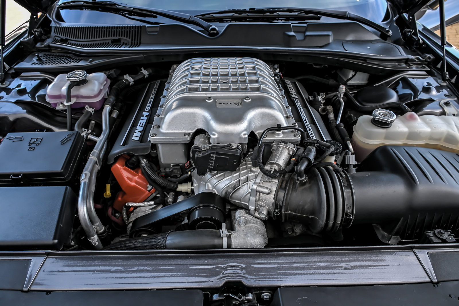 Used 2018 Dodge Challenger SRT Hellcat RWD image 18