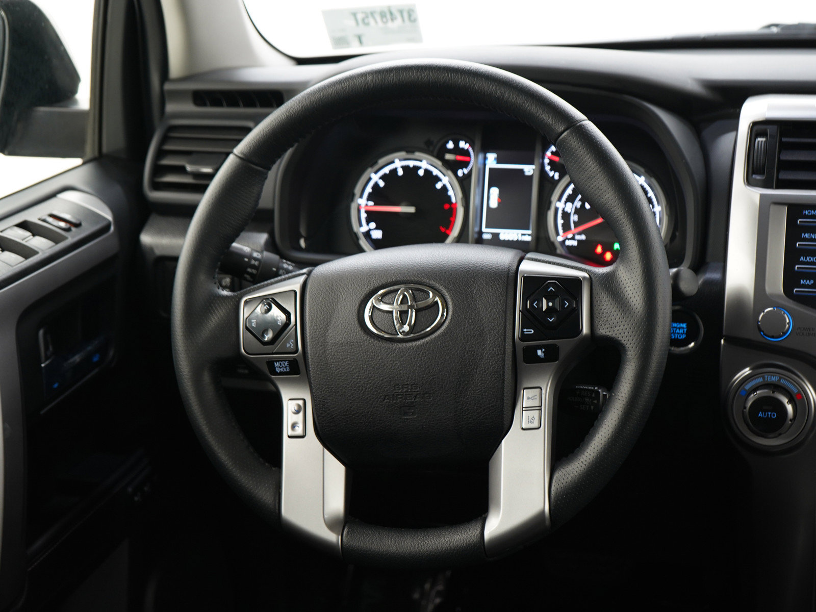 Used 2022 Toyota 4Runner Limited AWD/4WD image 15