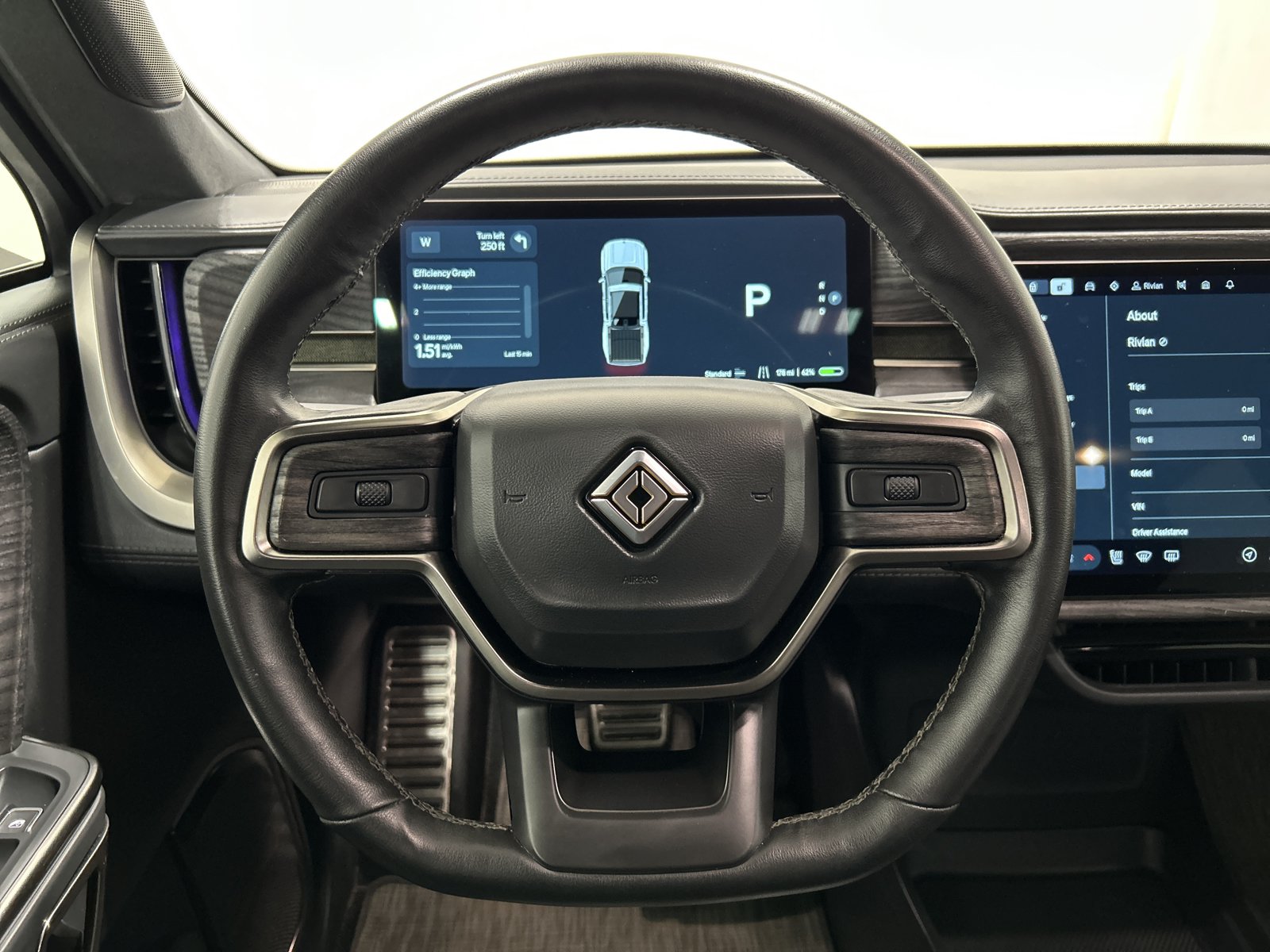 Used 2022 Rivian R1T Adventure AWD/4WD image 26