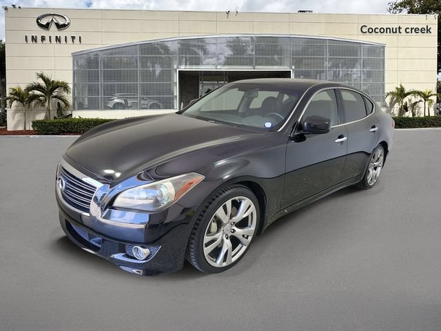 Used 2011 INFINITI M56 w/ Sport Pkg RWD image 2