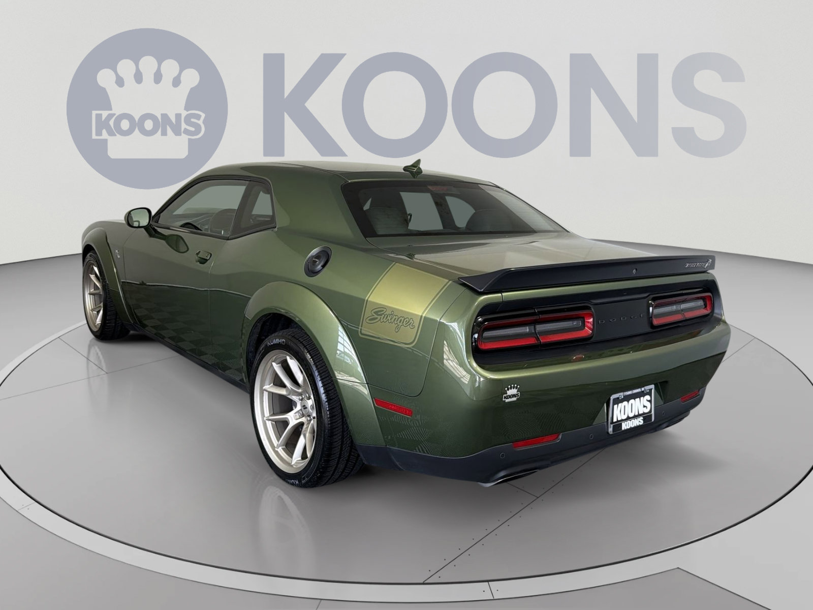 Used 2023 Dodge Challenger R/T Scat Pack RWD image 4