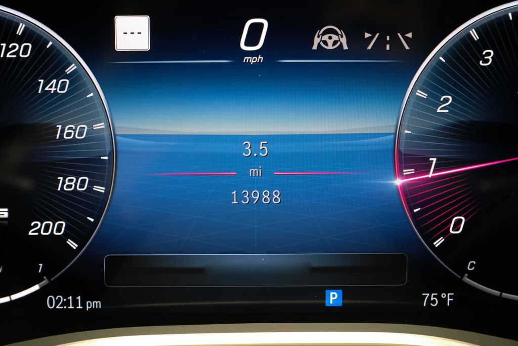 Used 2023 Mercedes-Benz SL 55 AMG 4MATIC image 25