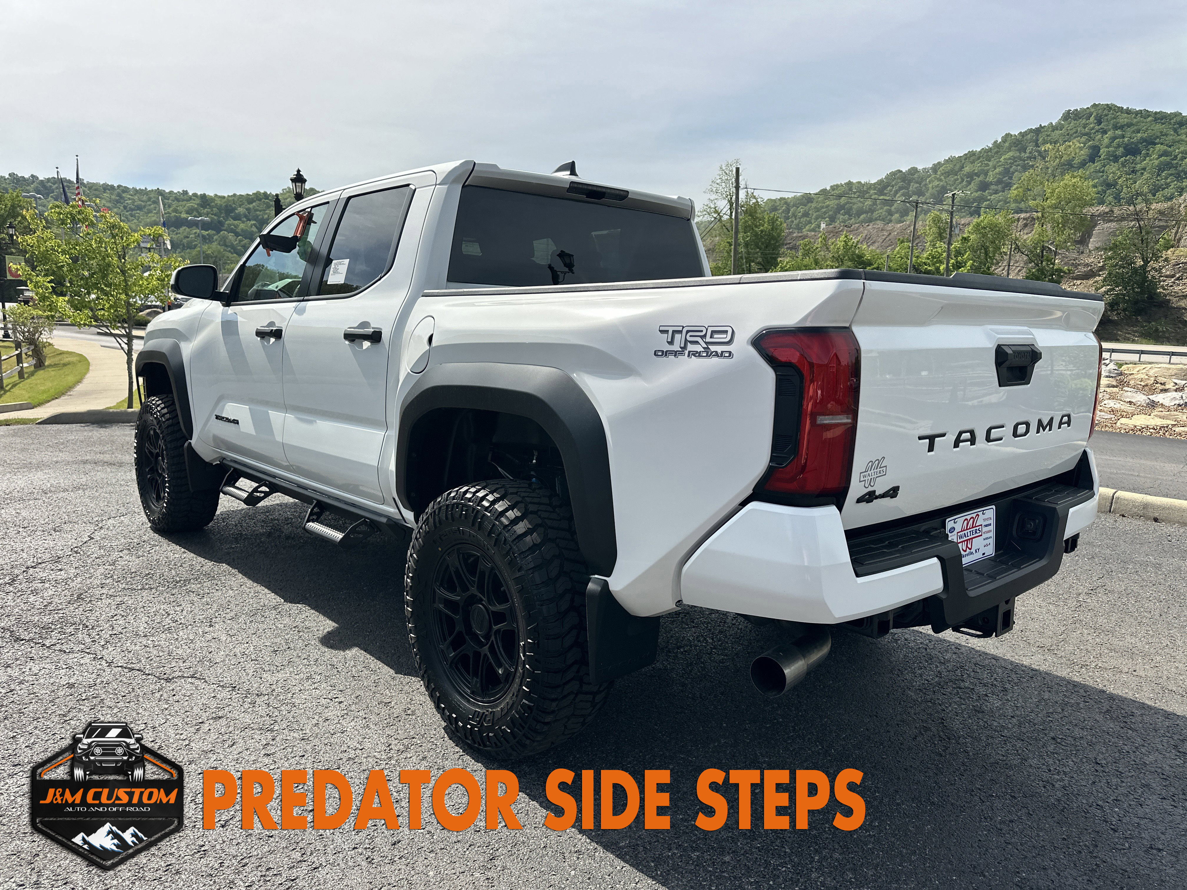 New 2026 Toyota Tacoma TRD Off-Road AWD/4WD image 2