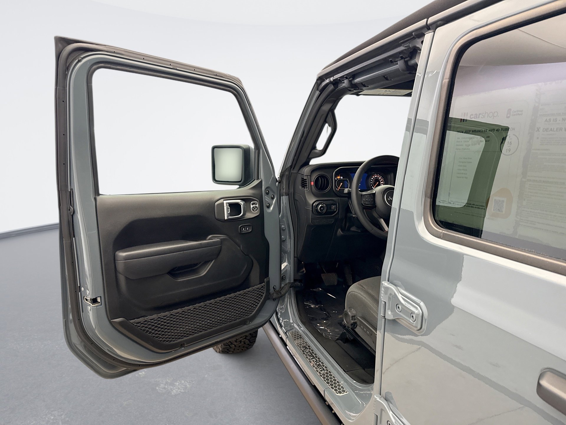 Used 2024 Jeep Wrangler Rubicon w/ Technology Group image 9