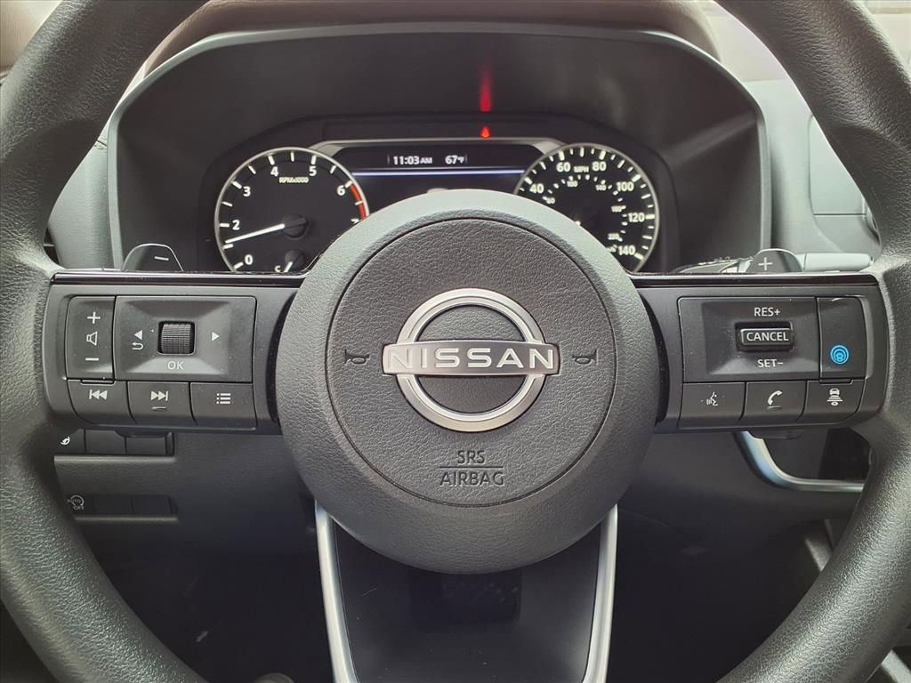 Used 2023 Nissan Rogue SV image 11