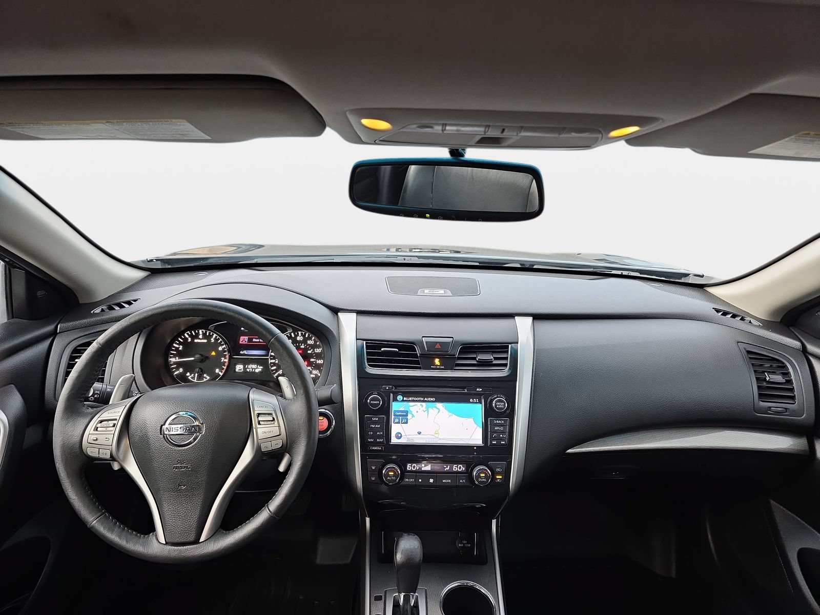 Used 2015 Nissan Altima 3.5 SL FWD image 9