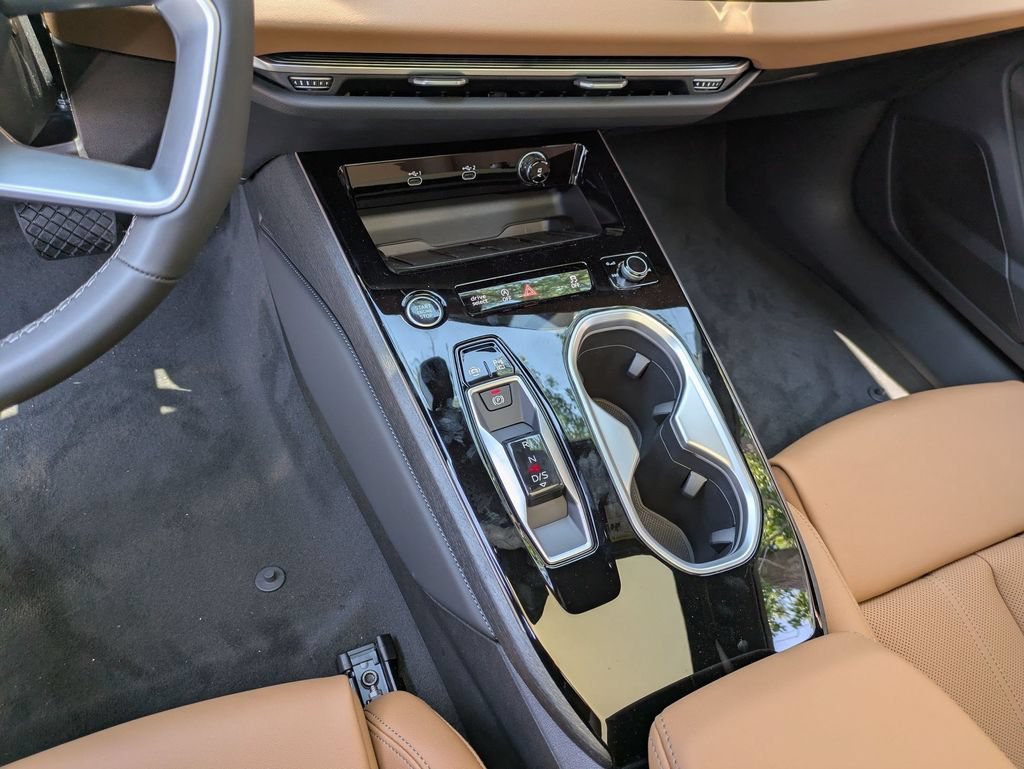 New 2026 Audi A6 Premium Plus AWD/4WD image 17