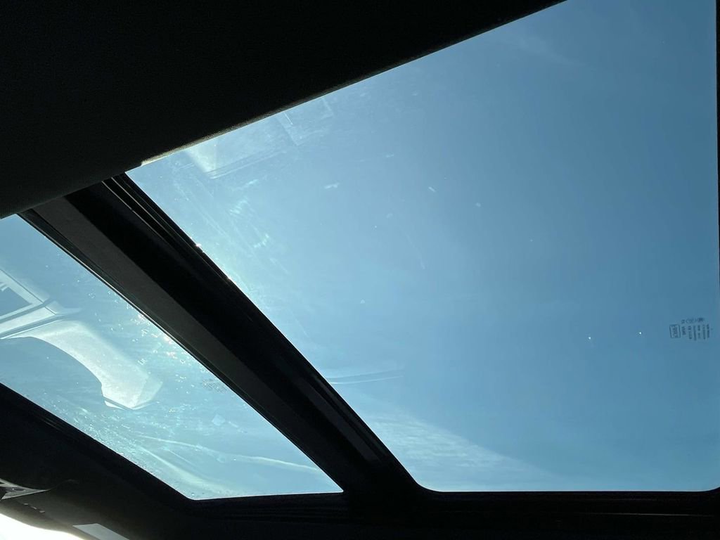 Used 2019 Ford F250 Platinum w/ Platinum Ultimate Package image 16