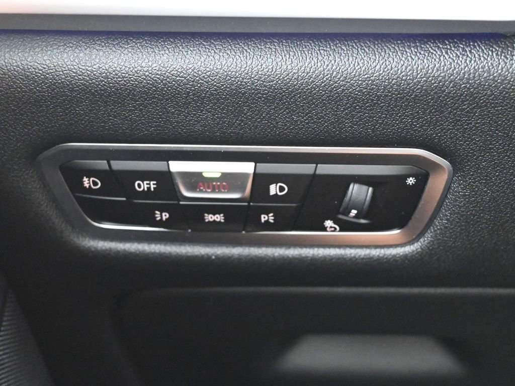 Used 2022 BMW X7 xDrive40i w/ Executive Package image 18