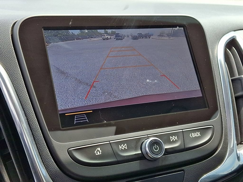 Used 2019 Chevrolet Equinox LT w/ Sun & Navigation Package AWD/4WD image 4