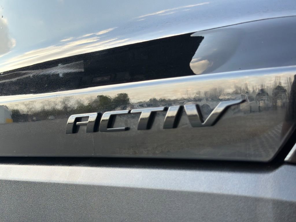 Used 2025 Chevrolet Equinox ACTIV FWD image 18