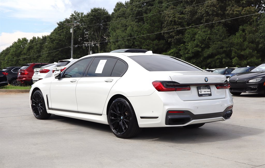 Used 2020 BMW 740i w/ M Sport Package RWD image 5