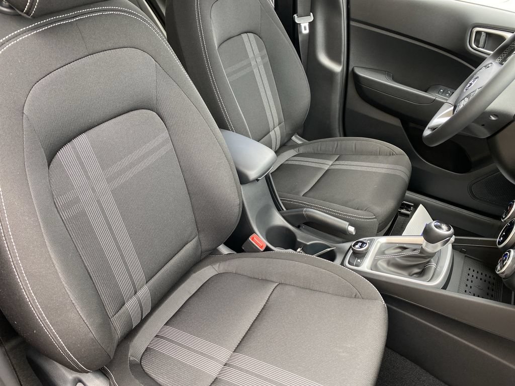 New 2026 Hyundai Venue SEL FWD image 19