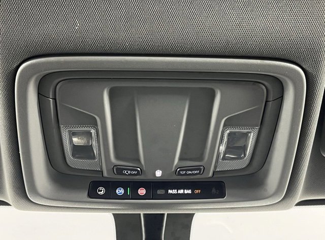 Used 2021 GMC Sierra 2500 4x4 Crew Cab w/ Convenience Package image 16