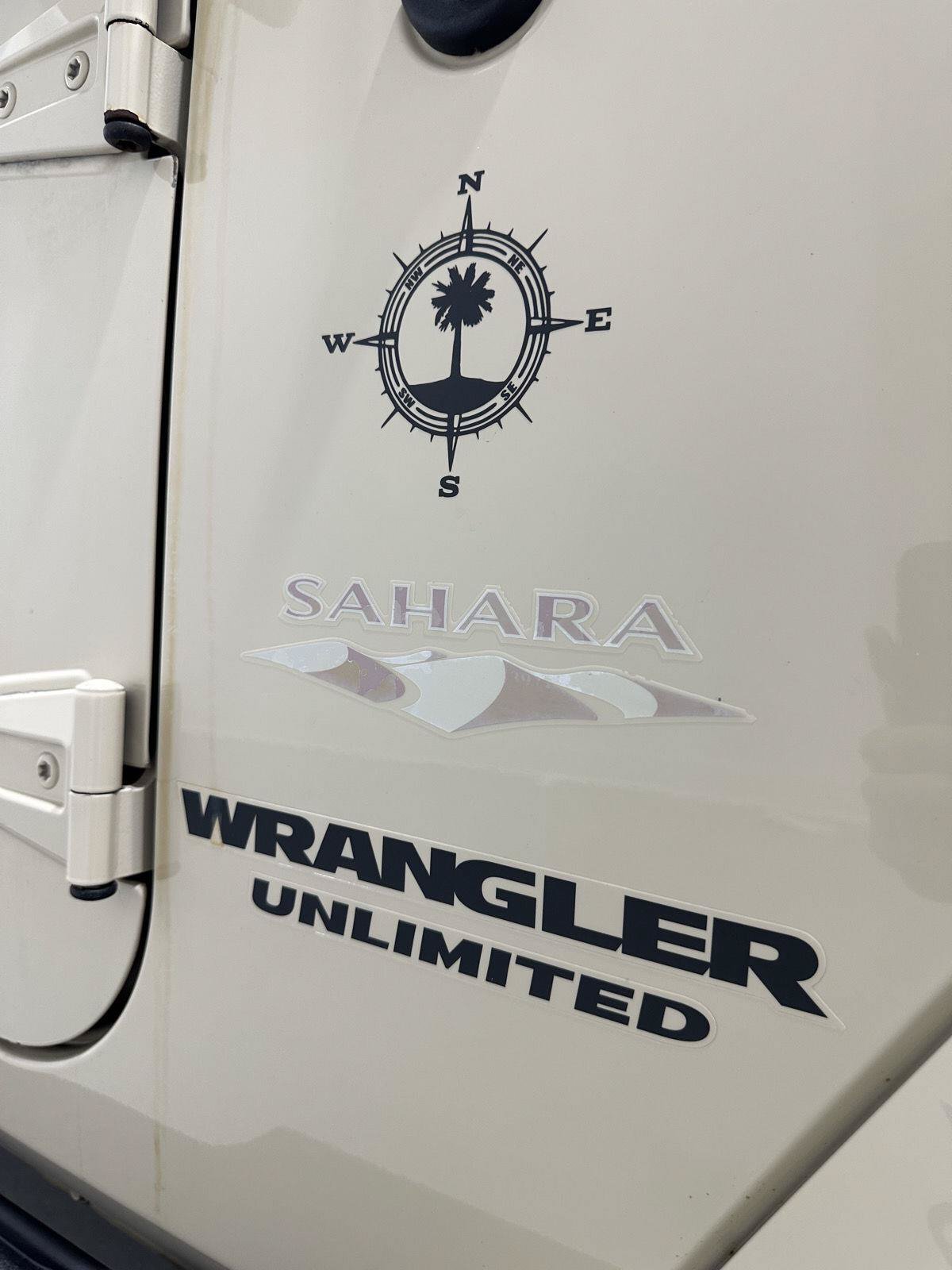 Used 2011 Jeep Wrangler Unlimited Sahara w/ Connectivity Group AWD/4WD image 21