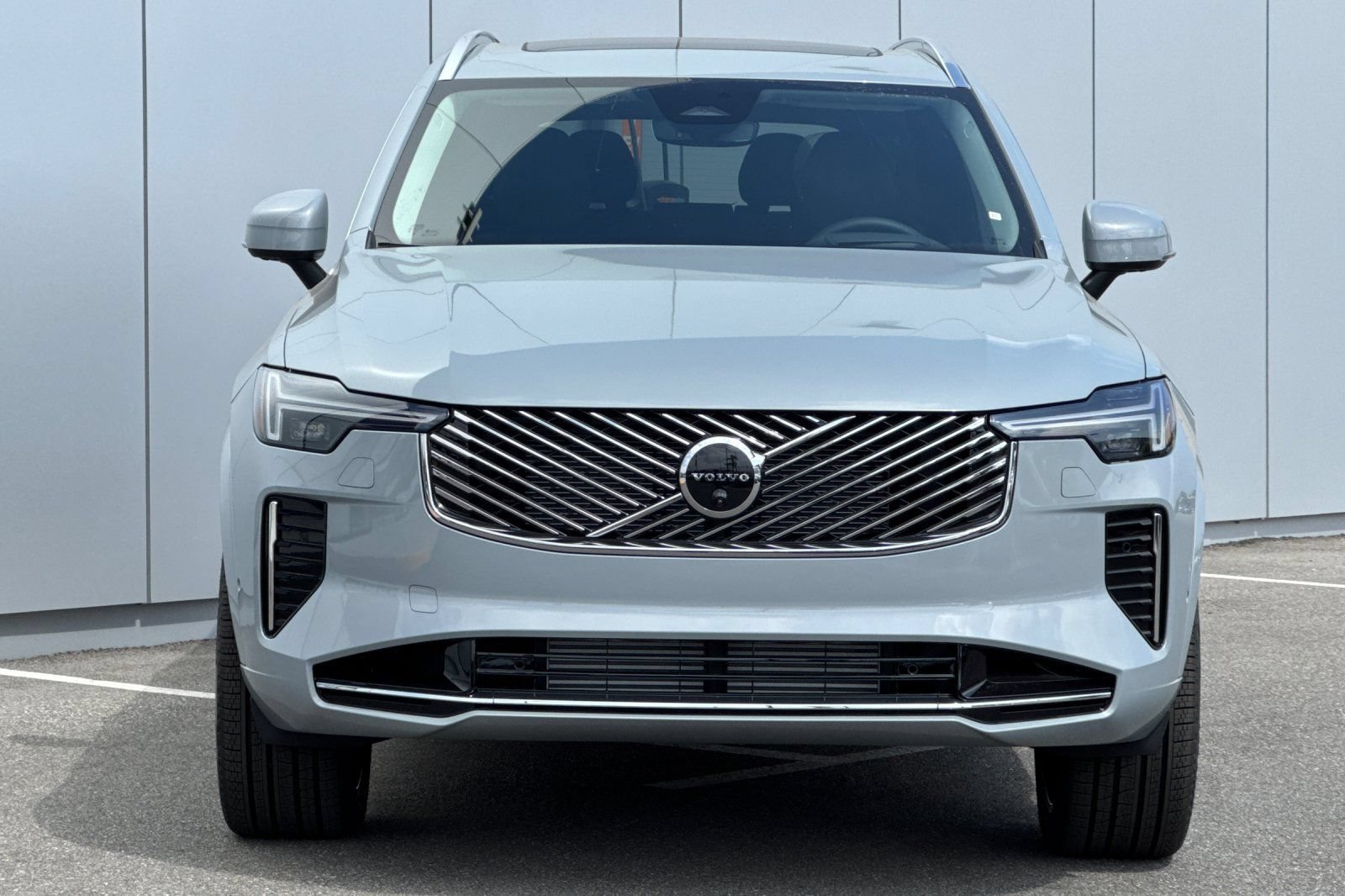 New 2026 Volvo XC90 T8 Ultra w/ Protection Package AWD/4WD image 8