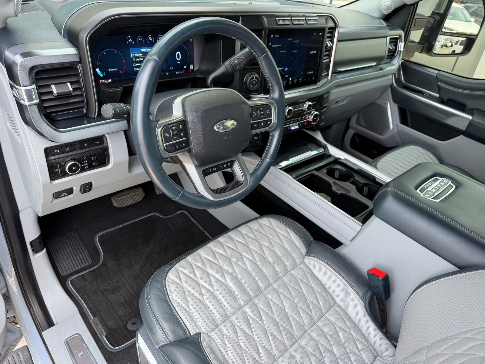 Used 2024 Ford F350 Limited AWD/4WD image 12