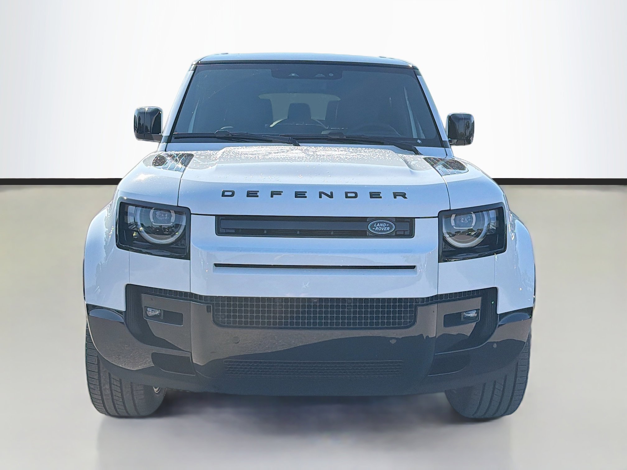 New 2026 Land Rover Defender 130 X-Dynamic SE image 8