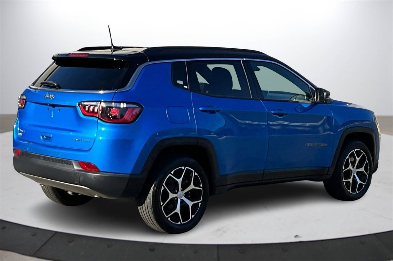 Certified 2024 Jeep Compass Limited image 8