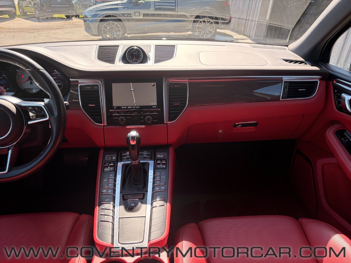 Used 2015 Porsche Macan S AWD/4WD image 21