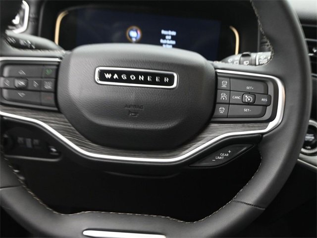 Used 2024 Jeep Wagoneer L Series II w/ Flexible Seating Group image 30