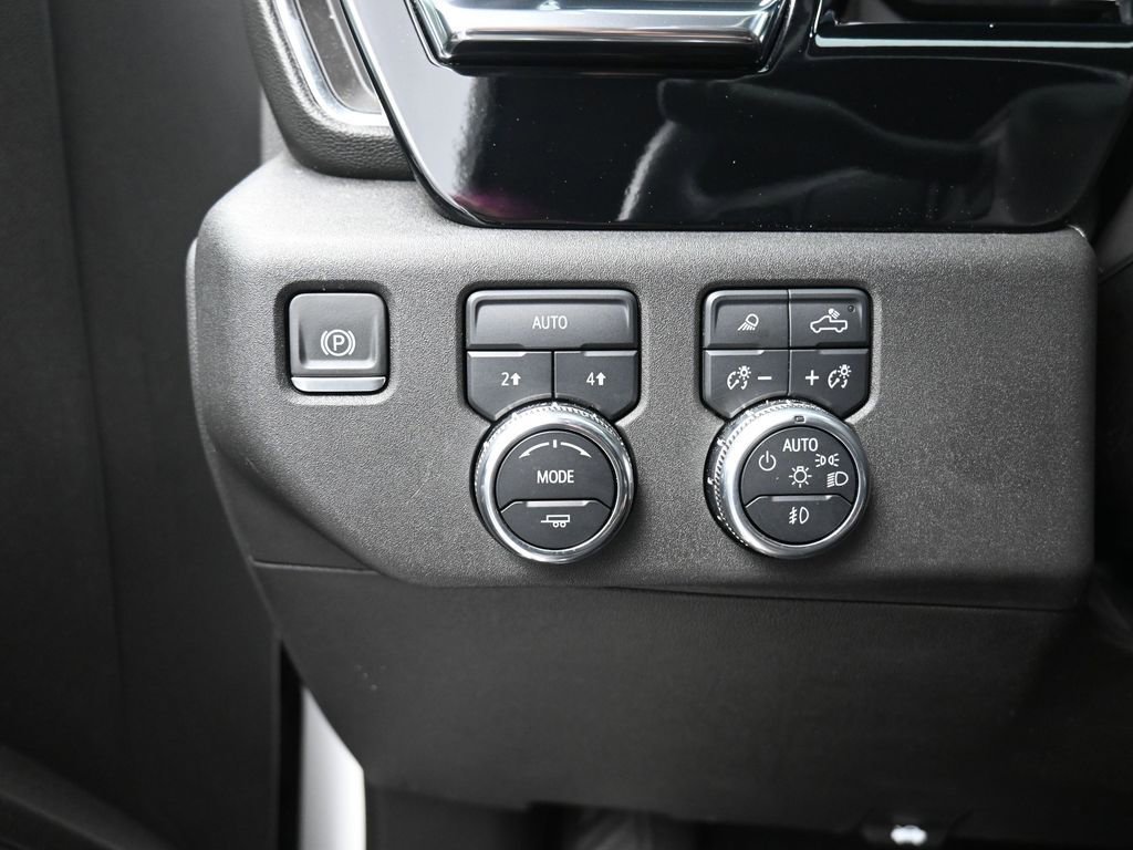 Used 2025 GMC Sierra 1500 SLT image 19