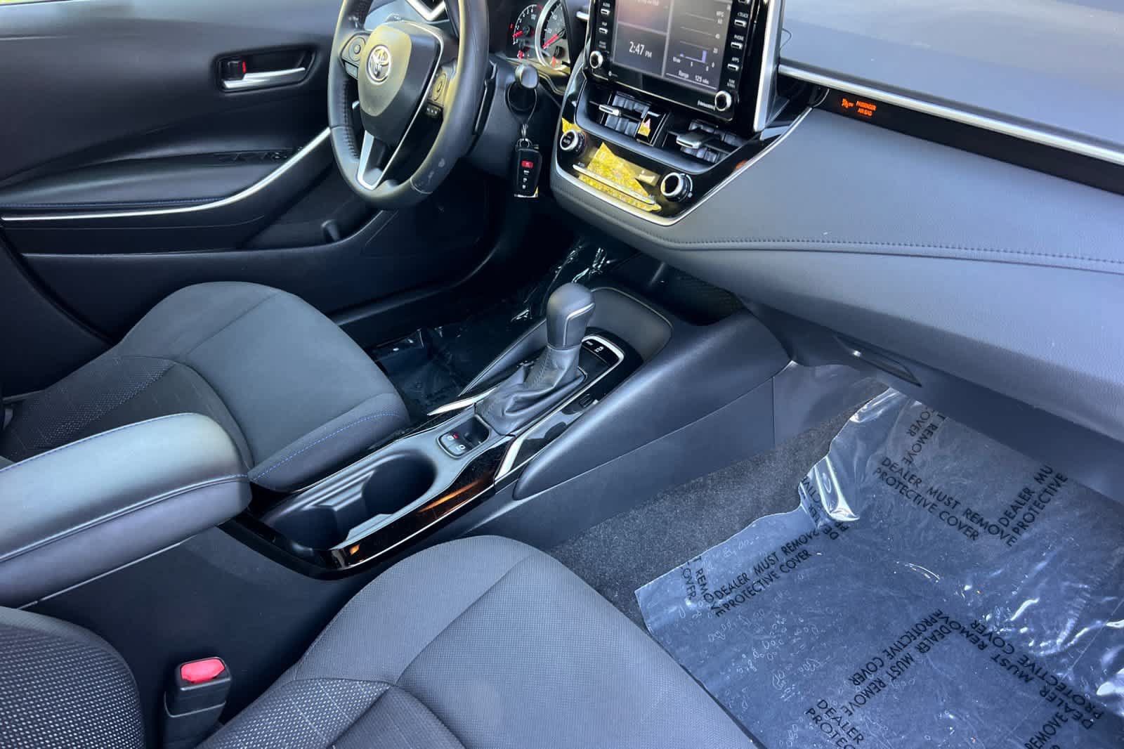Used 2021 Toyota Corolla SE w/ SE Premium Package FWD image 15