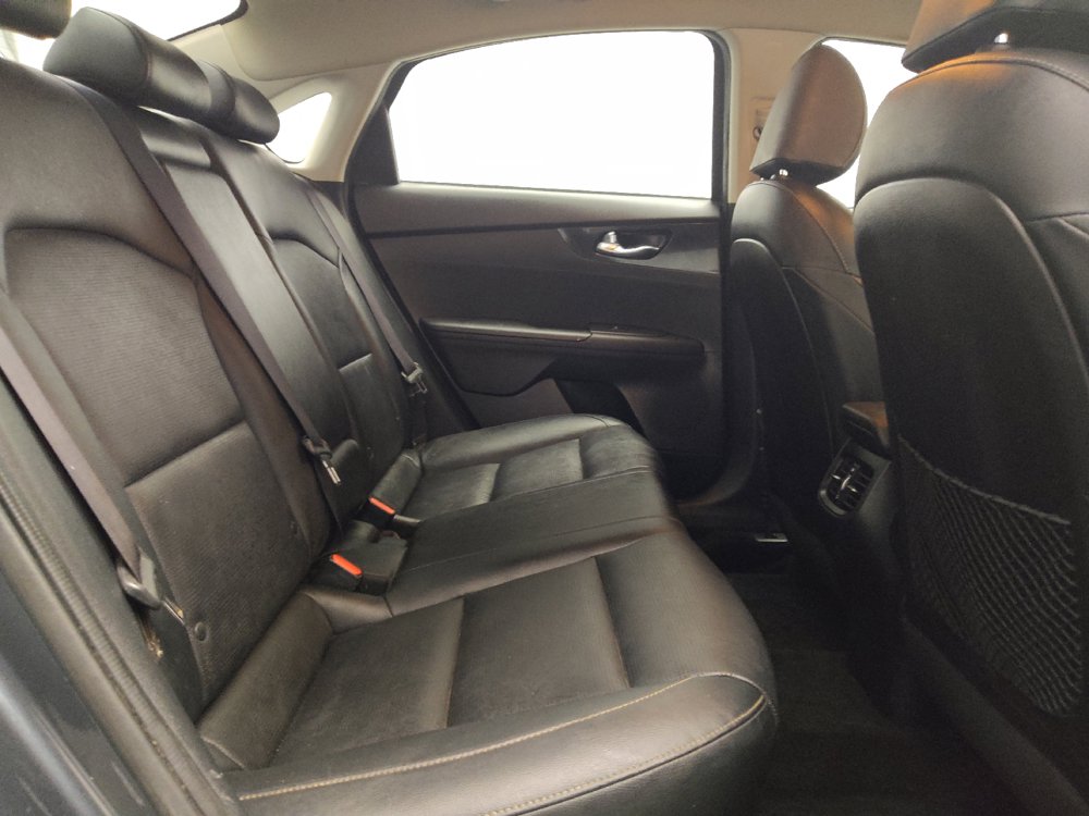 Used 2020 Kia Forte EX FWD image 19