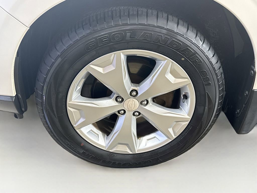 Used 2014 Subaru Forester 2.5i Premium w/ All-Weather Package image 38