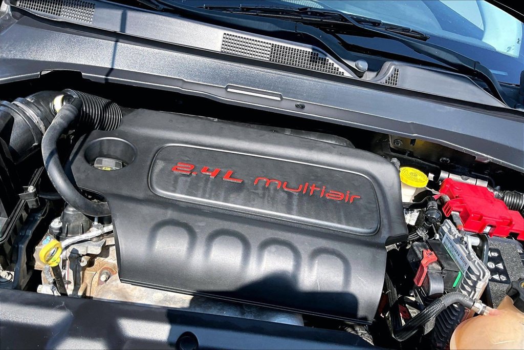 Used 2020 Jeep Compass Latitude FWD image 31