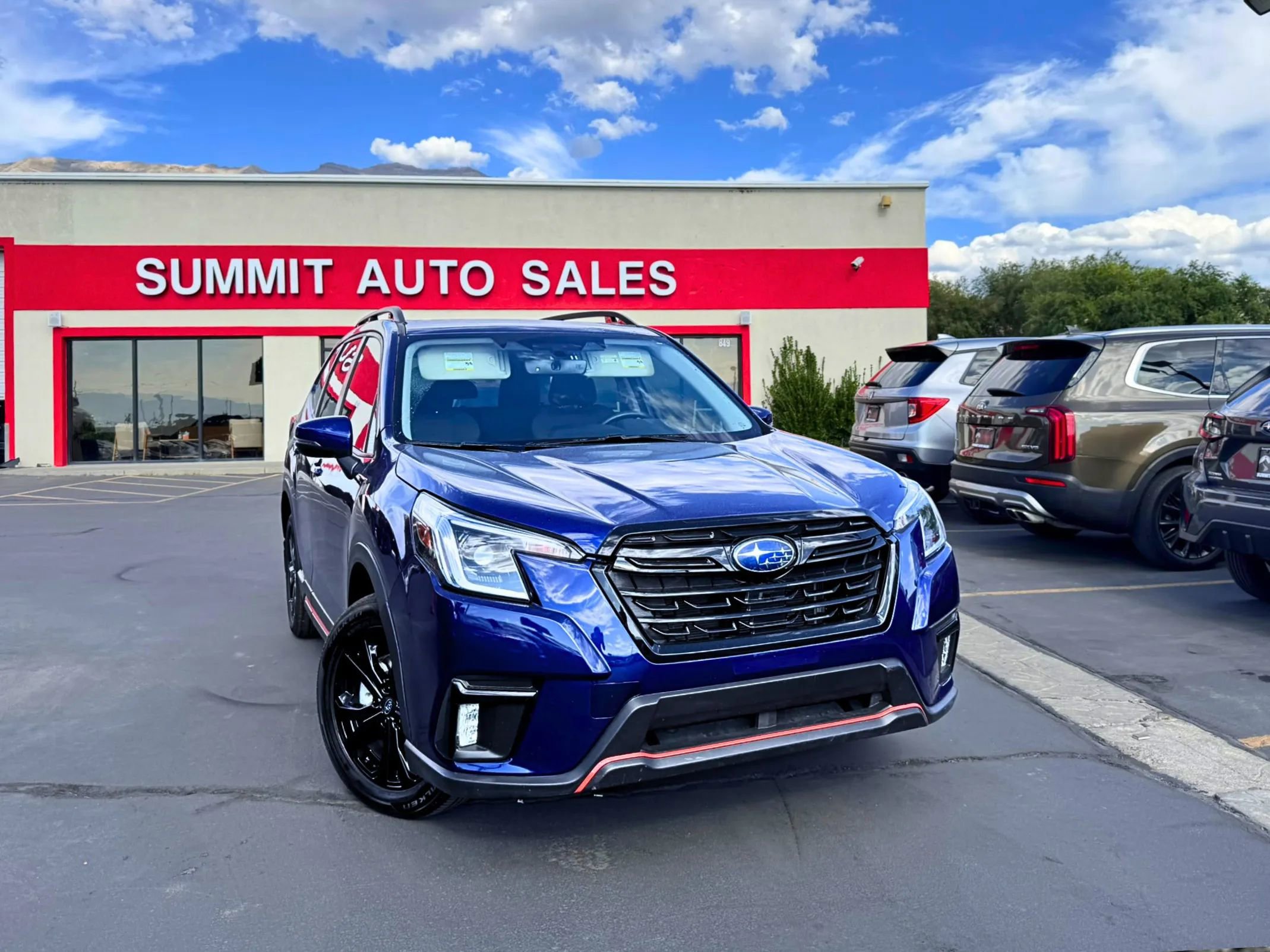 Used 2023 Subaru Forester Sport image 2