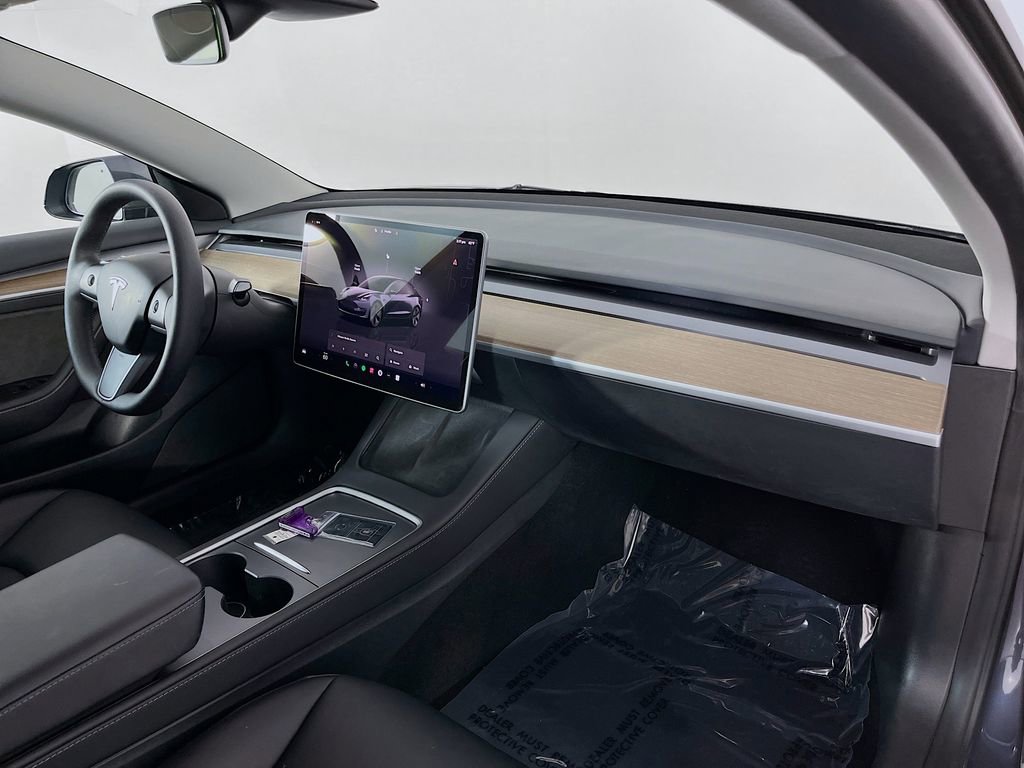 Used 2023 Tesla Model 3 Standard Range RWD image 32