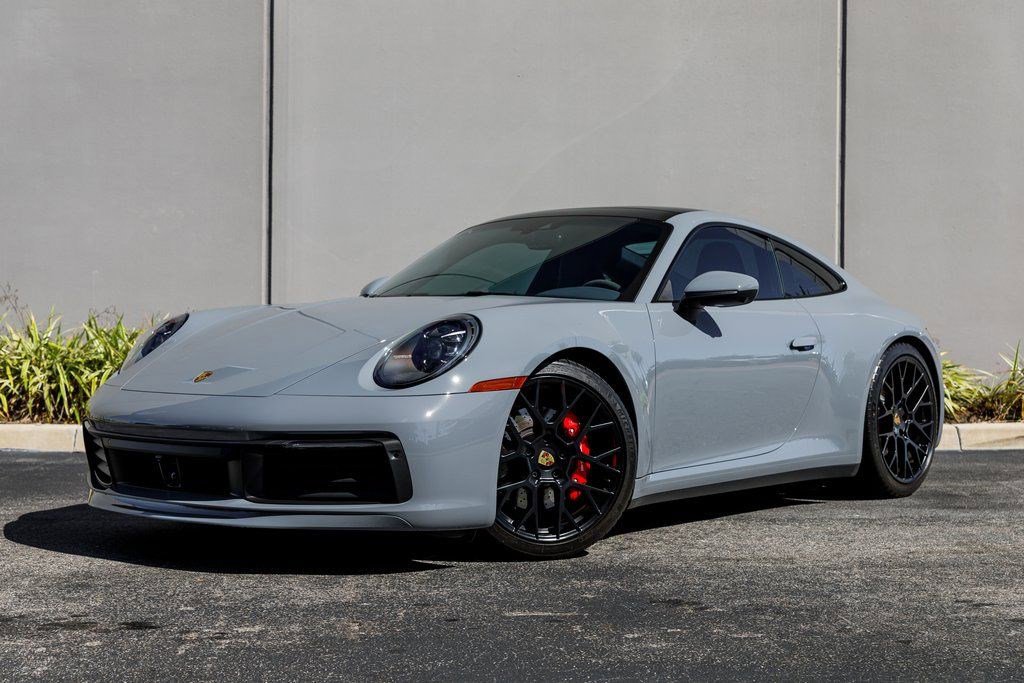 Used 2024 Porsche 911 Carrera S image 2