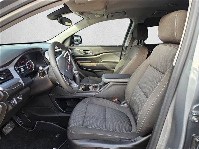 Used 2023 GMC Acadia SLE w/ Driver Convenience Package FWD image 10