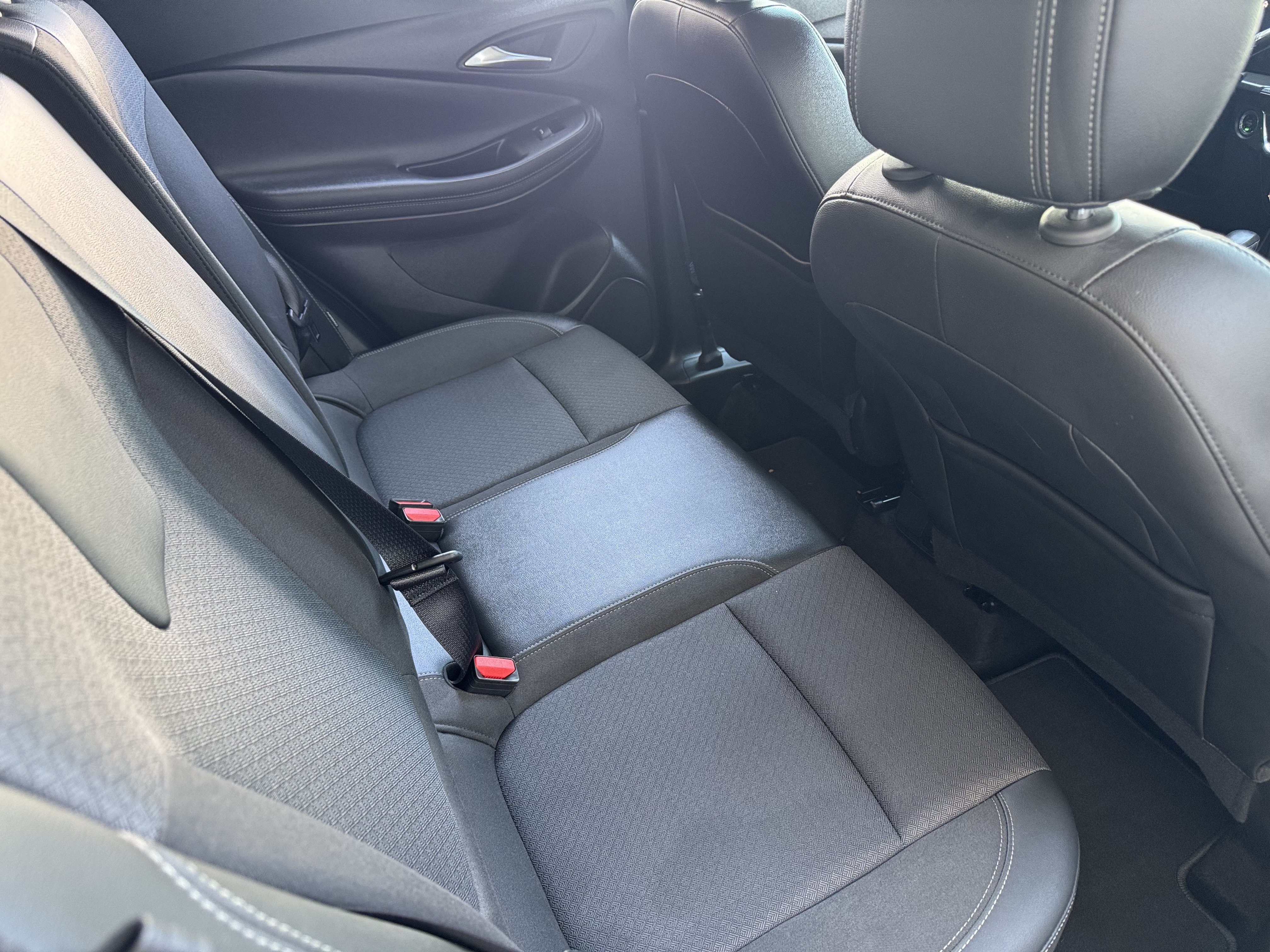 Used 2024 Buick Encore GX Preferred FWD image 19