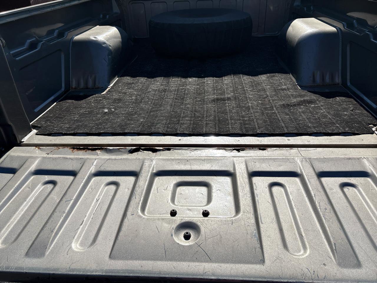 Used 2002 Chevrolet S10 Pickup LS w/ LS Preferred Equipment Group AWD/4WD image 5