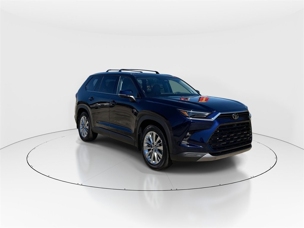 New 2026 Toyota Grand Highlander Platinum image 2
