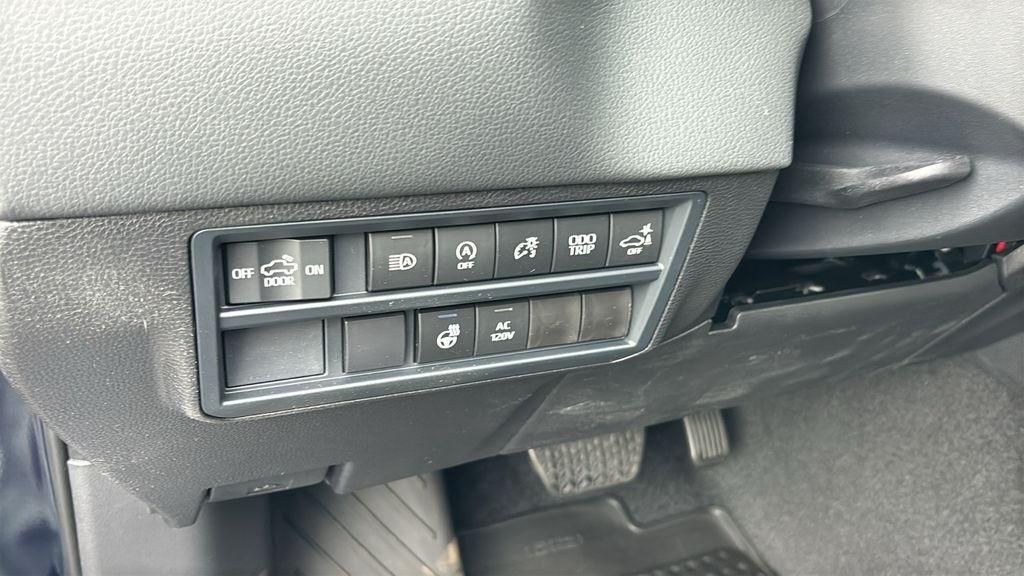 New 2026 Toyota Tundra Limited AWD/4WD image 16