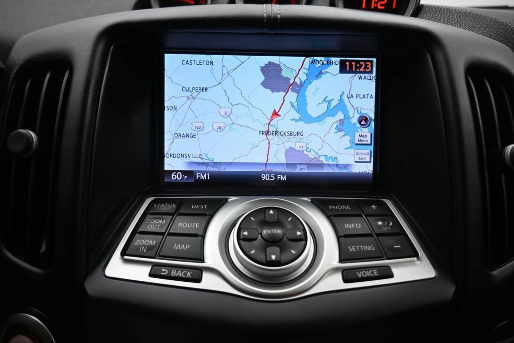 Used 2016 Nissan 370Z Touring RWD image 18