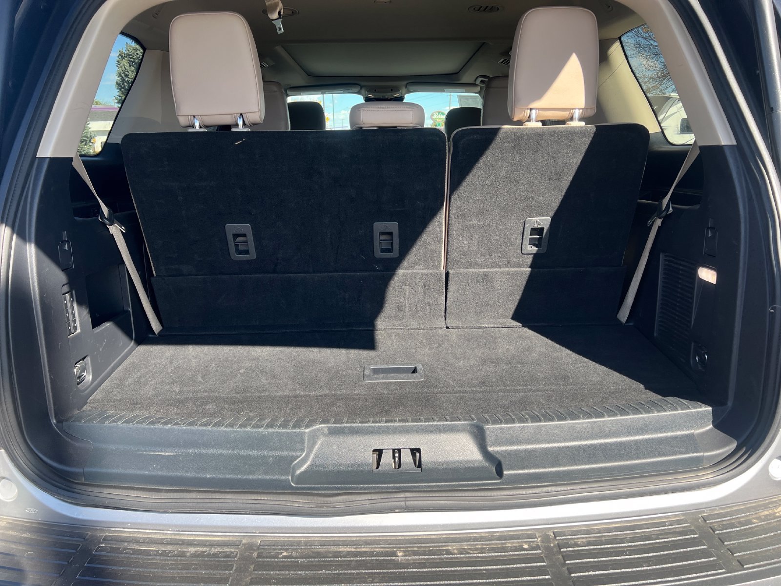 Used 2024 Ford Expedition Limited AWD/4WD image 32