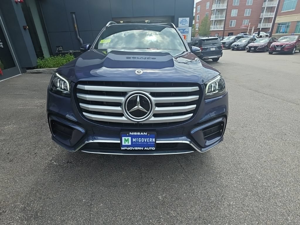 Used 2024 Mercedes-Benz GLS 450 4MATIC image 10