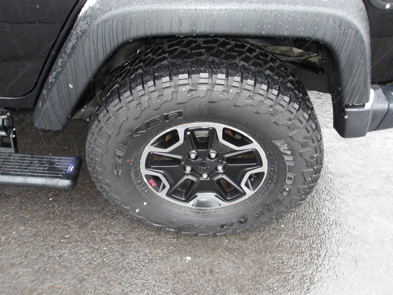 Used 2014 Jeep Wrangler Unlimited Rubicon image 23