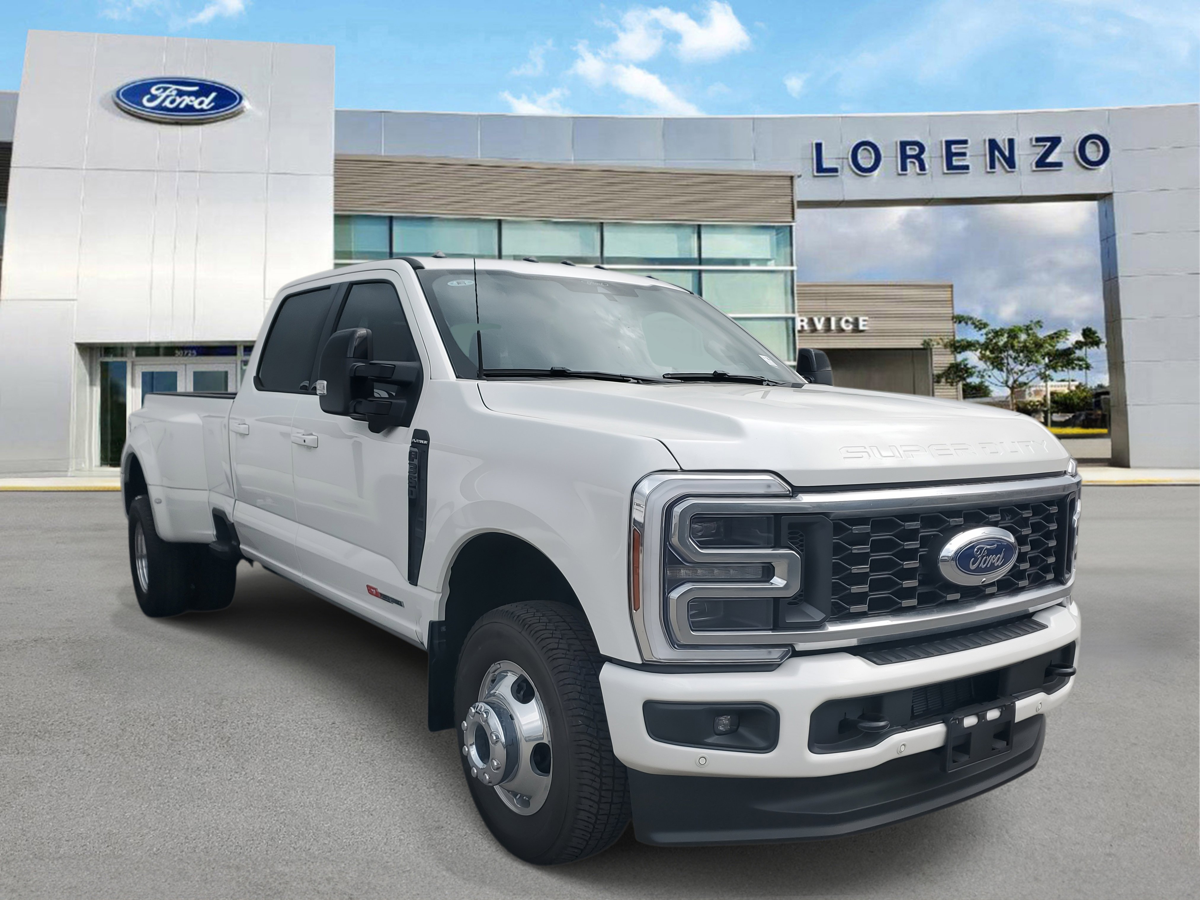New 2026 Ford F350 Platinum image 3