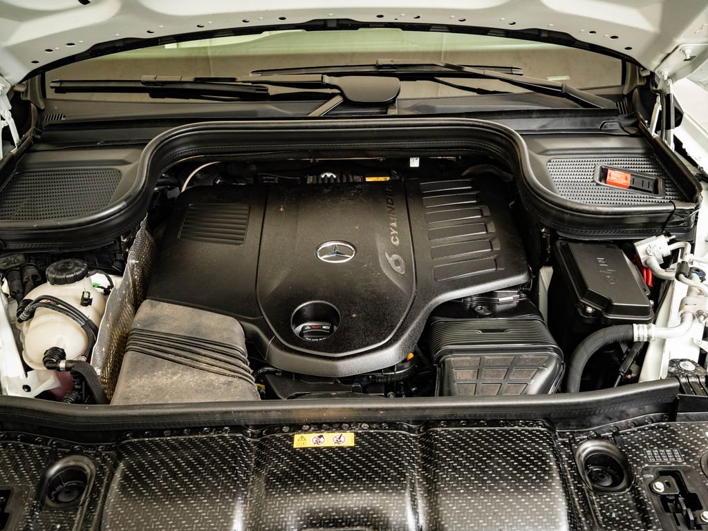 Used 2025 Mercedes-Benz GLS 450 4MATIC image 53