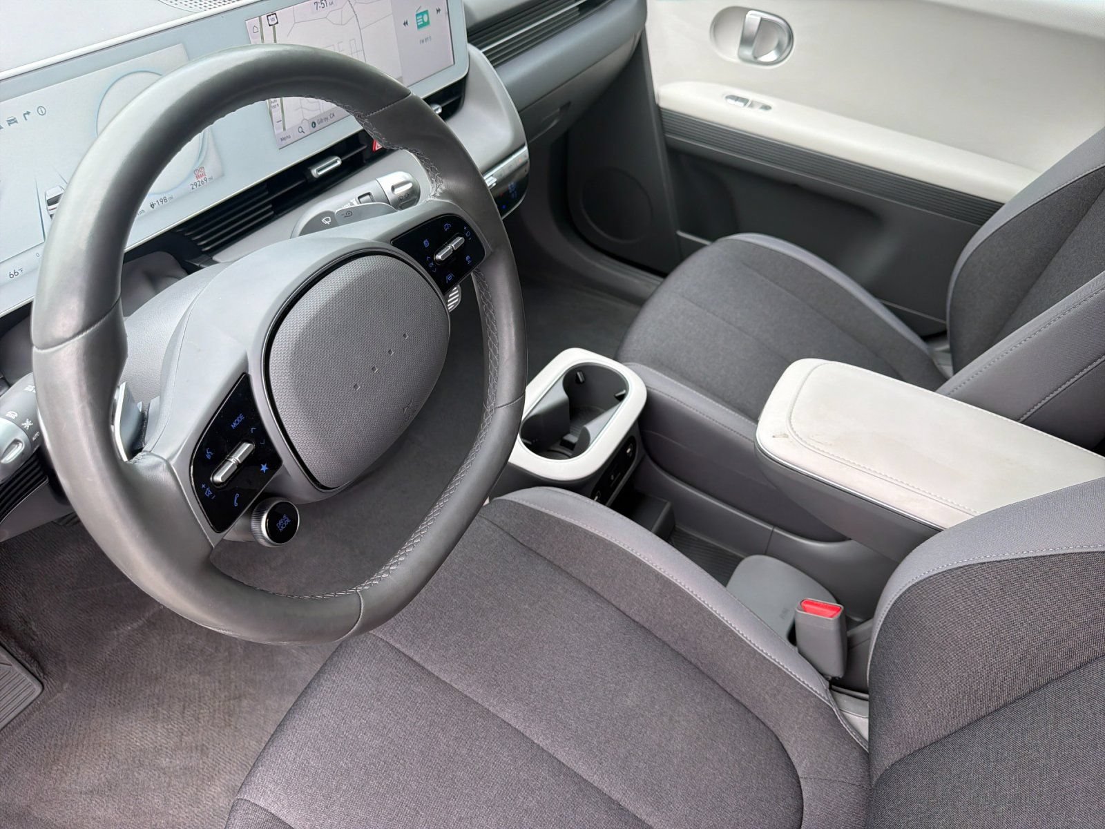 Used 2024 Hyundai Ioniq 5 SEL AWD/4WD image 9